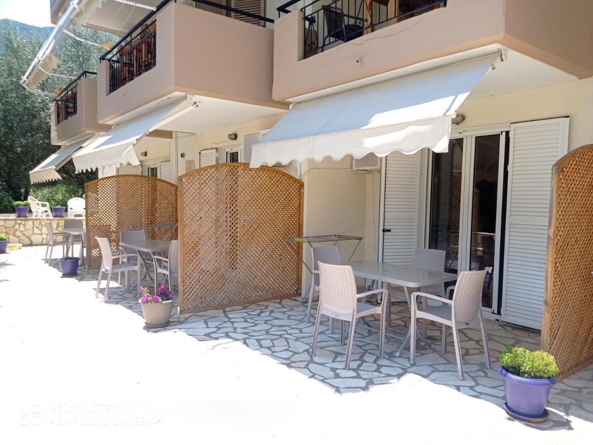Vessarios Apartment Nikiana Luaran gambar