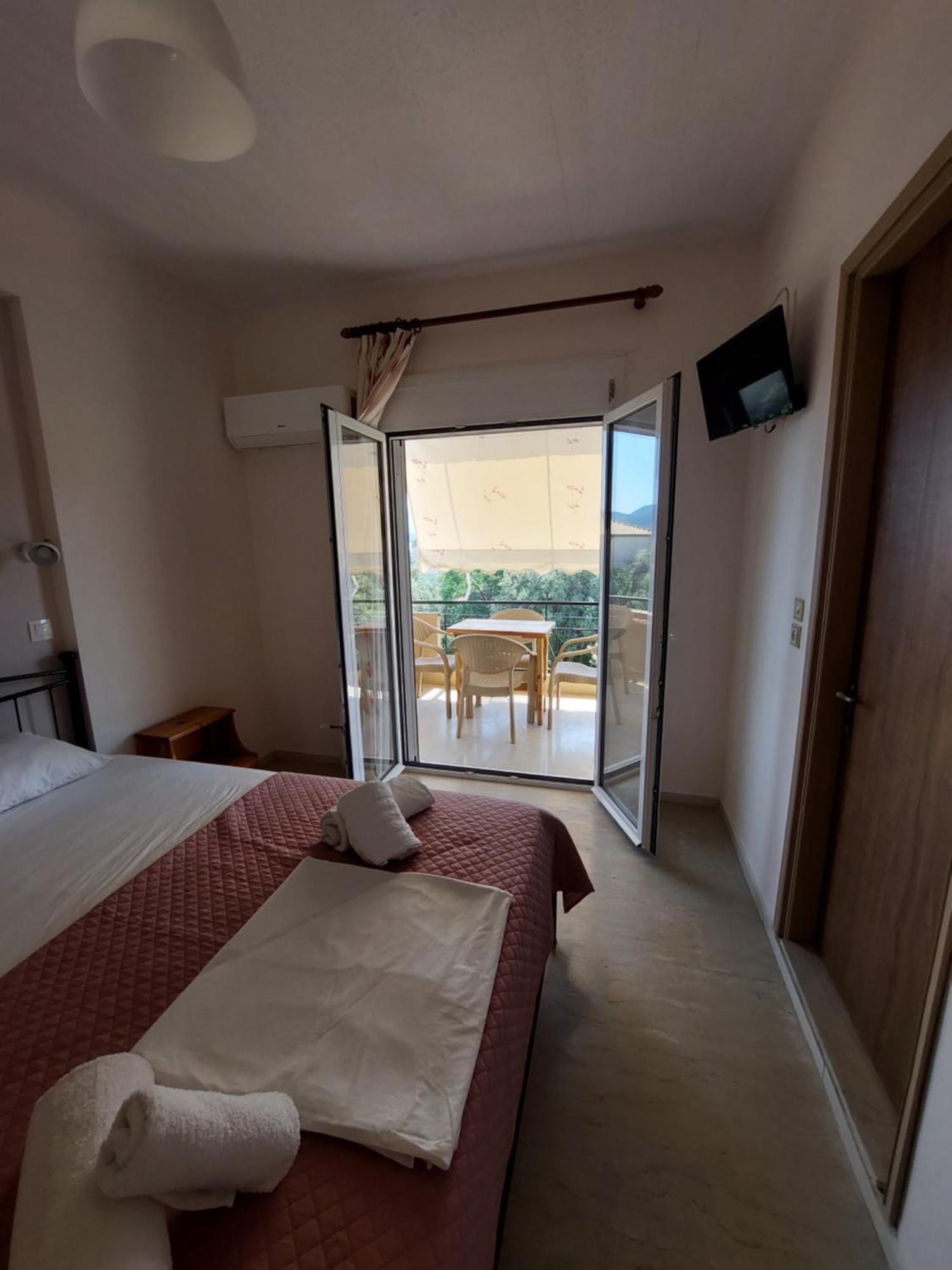 Vessarios Apartment Nikiana Luaran gambar