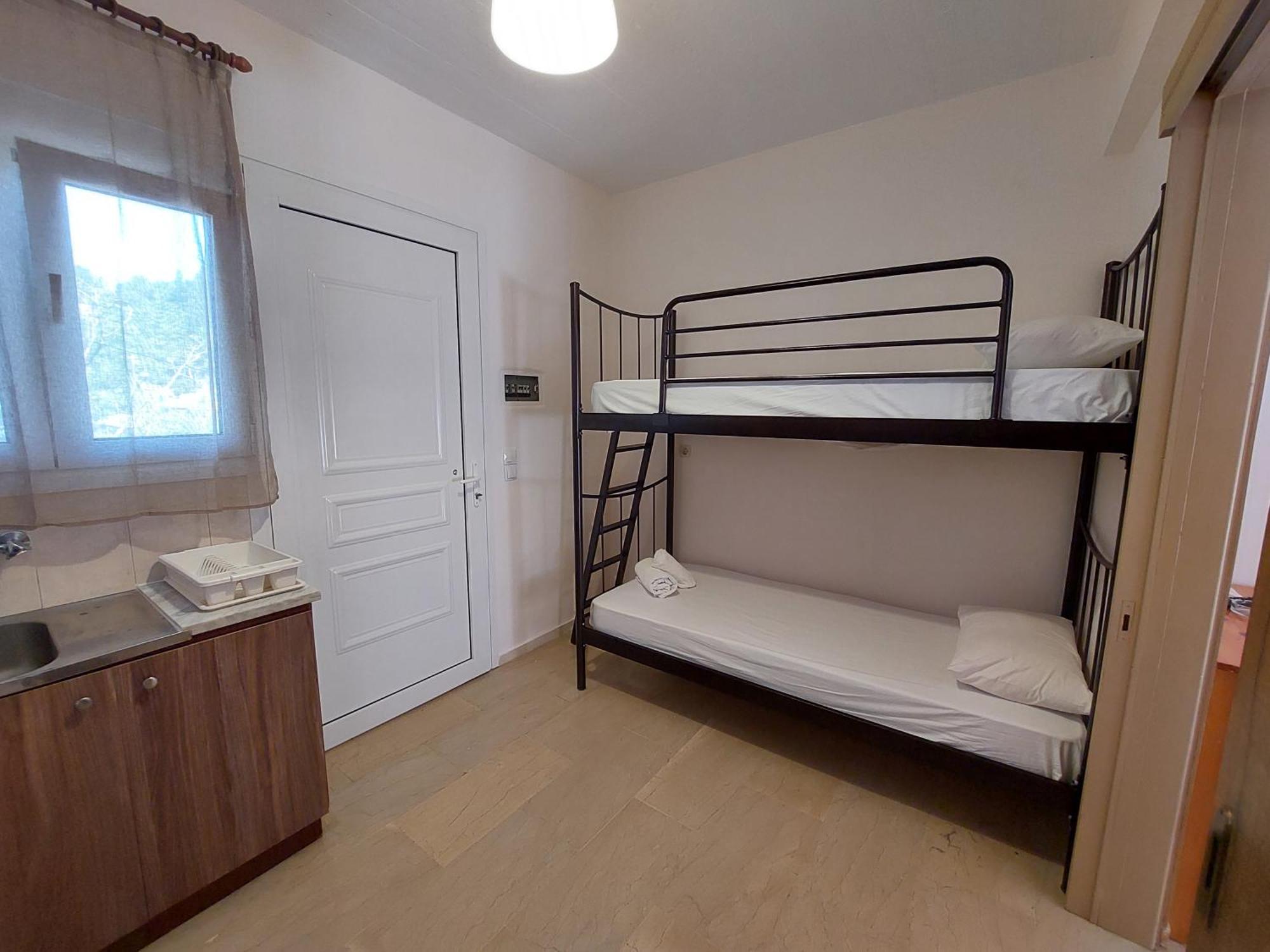 Vessarios Apartment Nikiana Luaran gambar